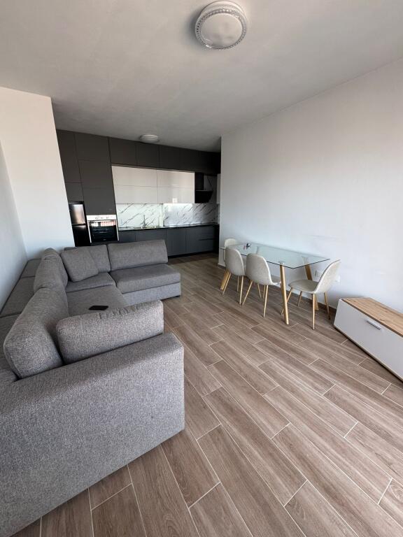 For rent – New 2+1 apartment, stylishly furnished – Durrës (near the Fire Department)