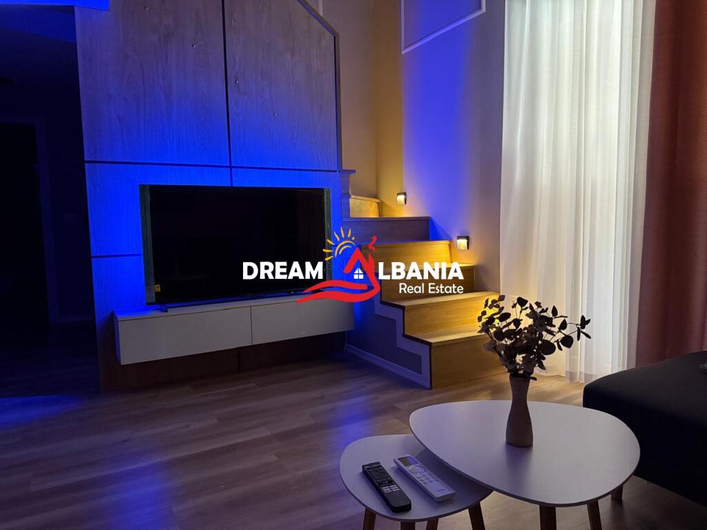 Appartamento Duplex in Affitto in Via Kavaja, vicino al Complesso Golden Park a Tirana (ID 42215326)