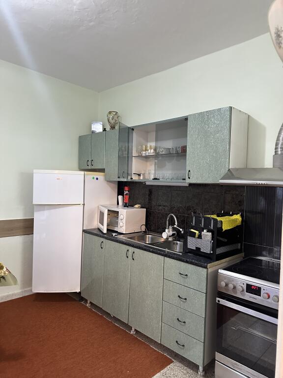 Apartment 2+1 +parking on Fortuzi street with 500€