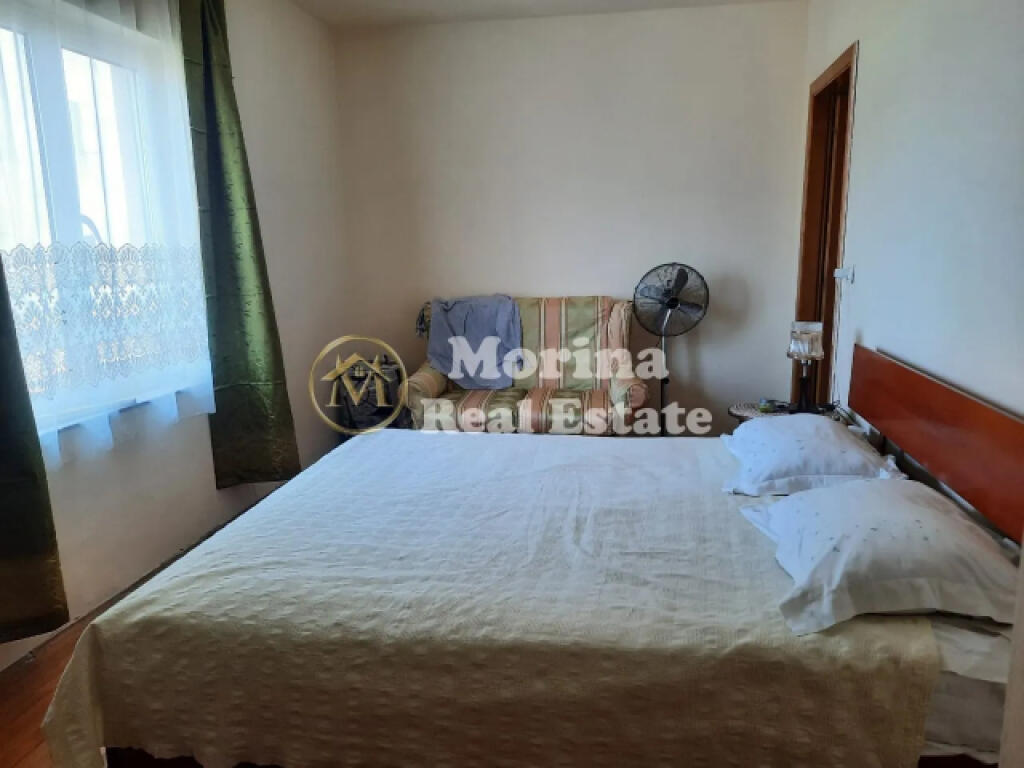 Appartamento 2+1+2 blocco Rr Dritan Hoxha , 500Euro/mese