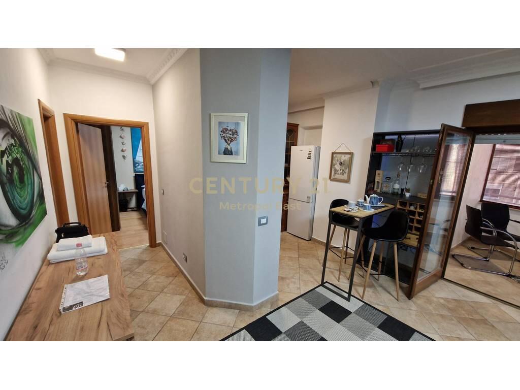 Apartment 2+1 for Rent – Near Café Europa, Barrikadave Street