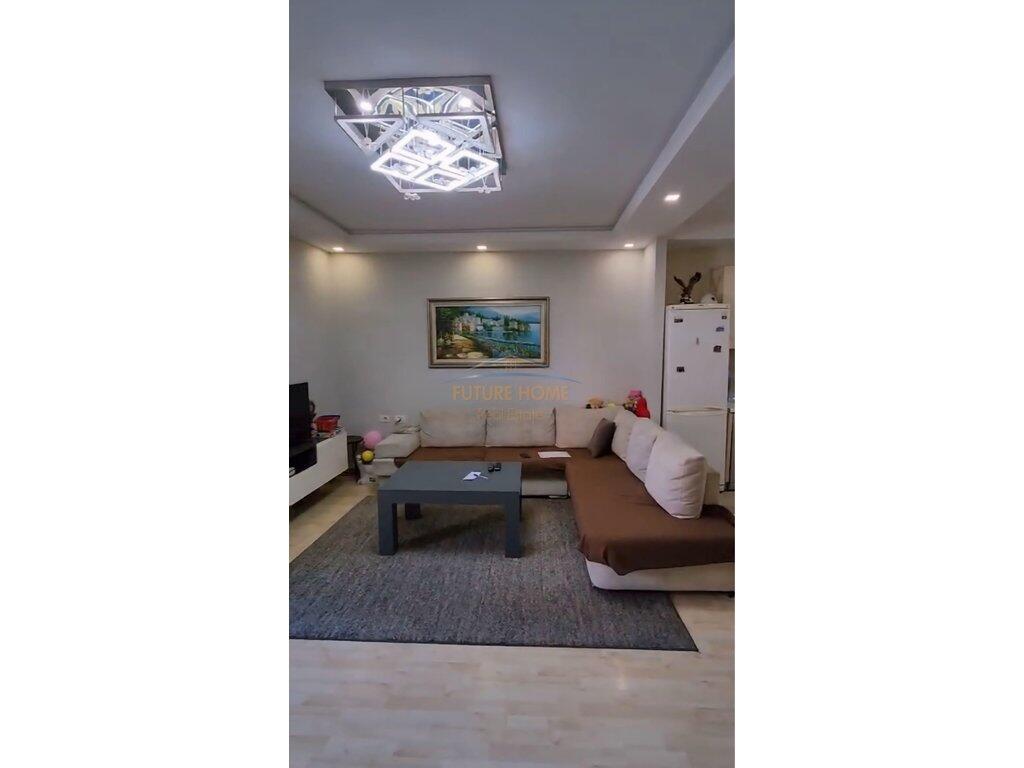 For sale, Apartment 2+1, 5 Maji Street, Tirana.
