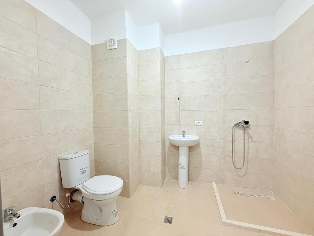Apartament 1+1 me qira – 5 Maji, Tiranë