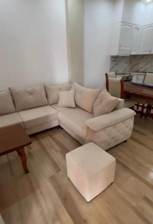 Apartment 1+1 for rent at Eleonora/Kodra e diellit (40,000 Leke)