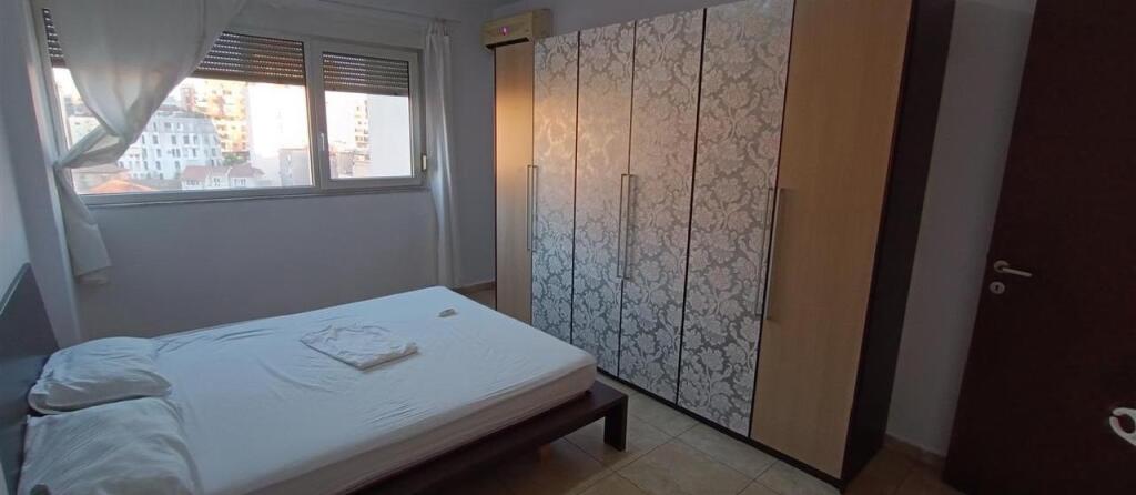 Apartmanet 1+1 me Qera tek 21 Dhjetori