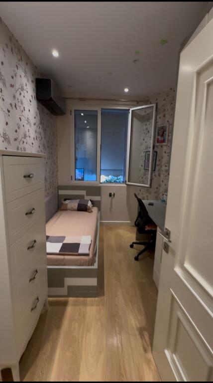 Apartament 2+1 për Shitje – Pranë Kopshtit Zoologjik/Botanik, te Pallati i Picerisë “Pavaroti”