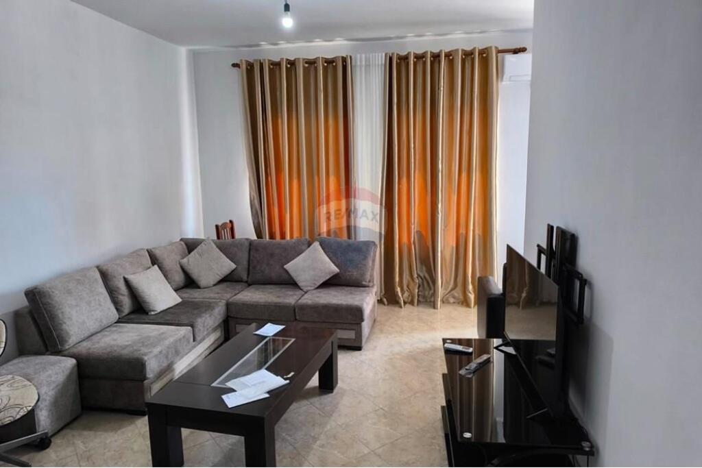 Apartament 1+1 per qira Rruga Besim Alla Yzberisht !