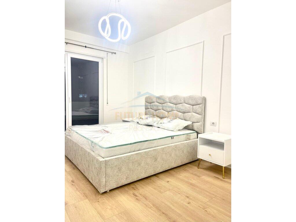 Rent, Apartment 1+1+Veranda, Unaza e Re.