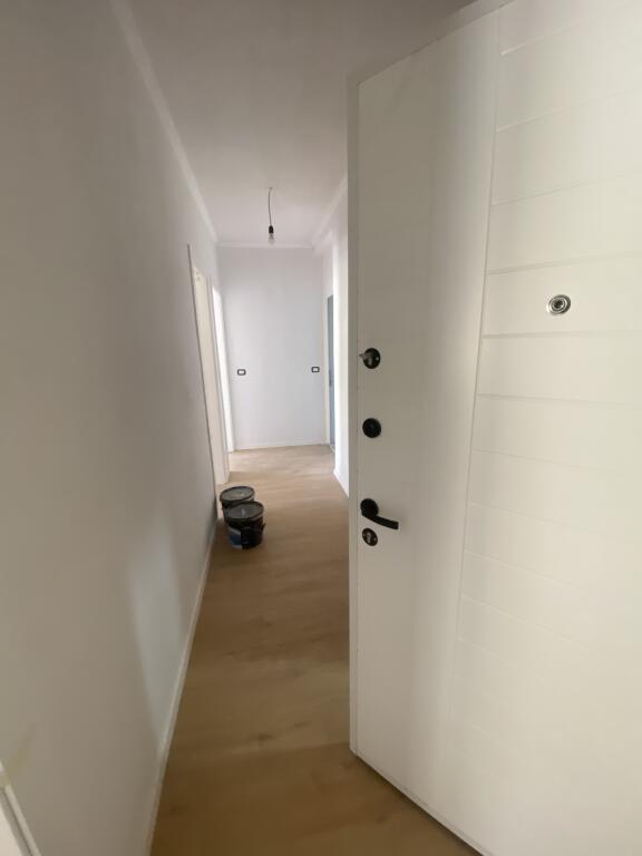 2+1, invested, 5th floor without elevator, Don Bosko, 128000