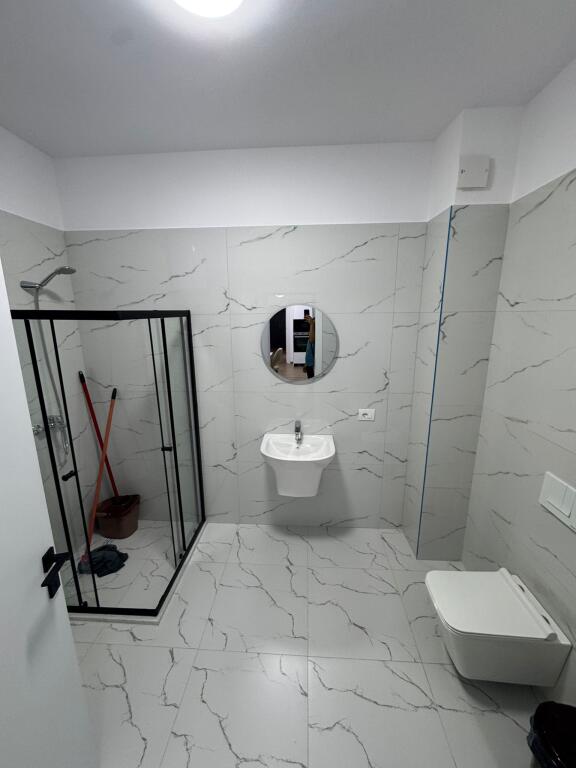Apartament me qera 2+1+2+post parkimi