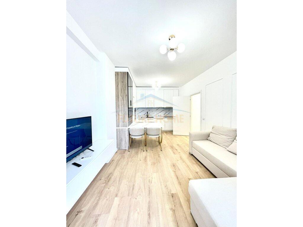 Rent, Apartment 1+1+Veranda, Unaza e Re.