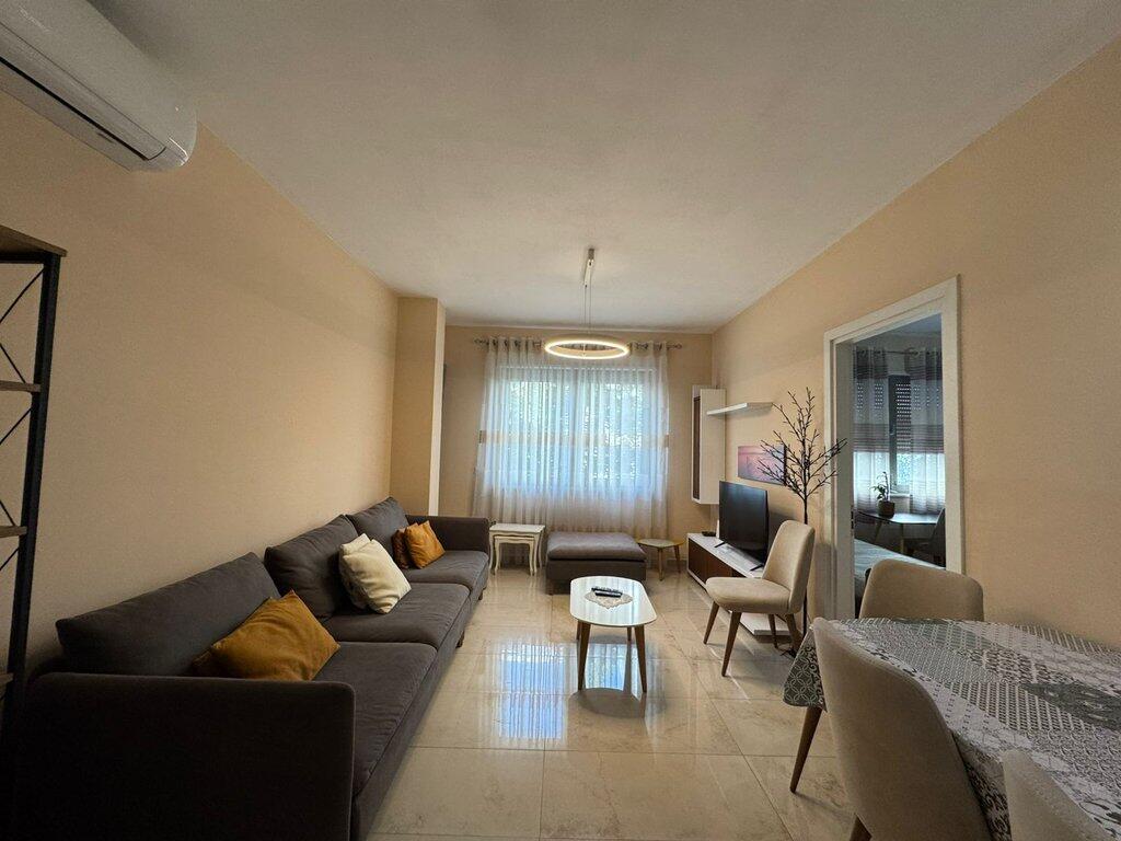 Tower Bridge 3 – Apartment 2+1 with parking space for rent