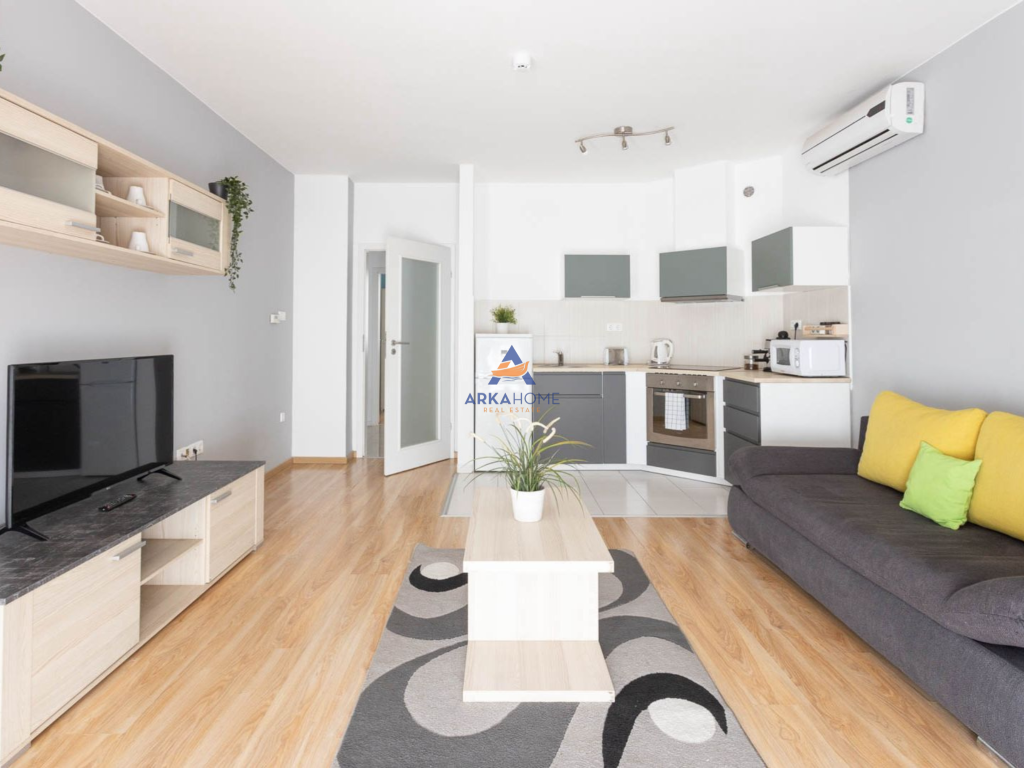 PRIVATE HOUSE FOR SALE "SANXHAK, LAÇ" 70,000 EURO