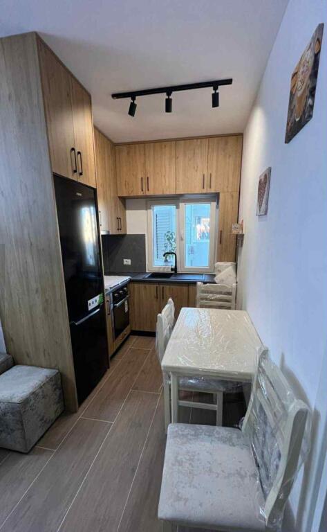 FOR RENT 1+1 APARTMENT NEAR MARLIN BARLETI 500 EURO