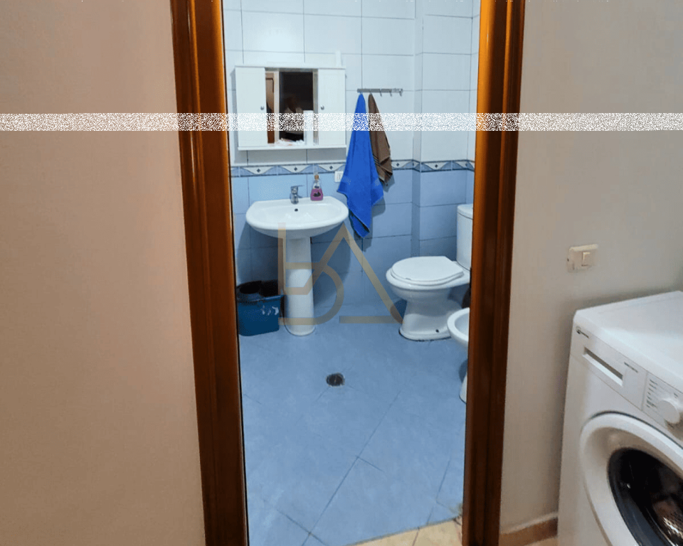 Appartamento in Affitto – Quartiere N. 13, Durazzo