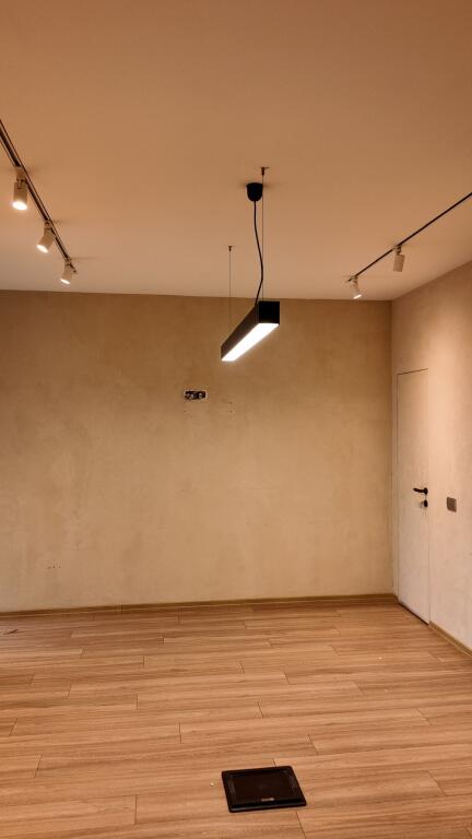 Office for rent in Bllok