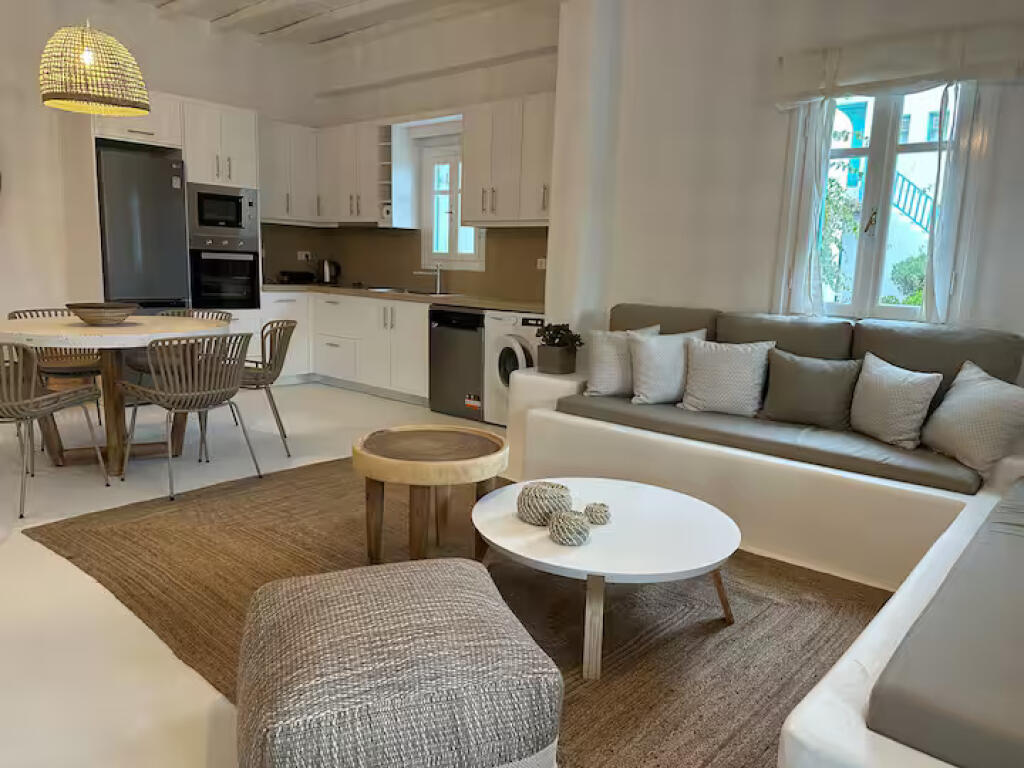 Apartment For Rent 2+1 At Univers City (ID B2201411) Tirane