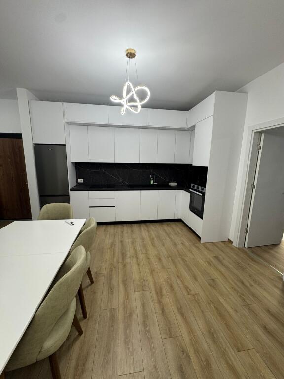 Appartamento in affitto 2+1+2+posto auto Kamez