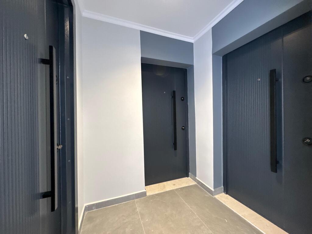 3 Apartments for sale at Mine Peza