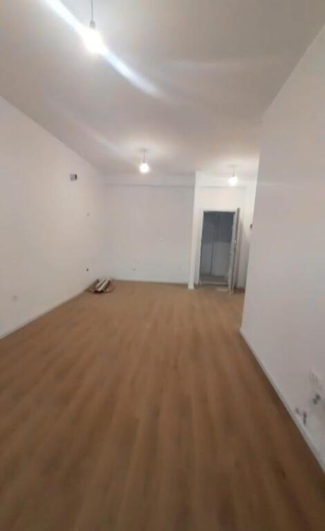 Appartamento 2+1+2 con Balcone In Vendita A Ali Dem