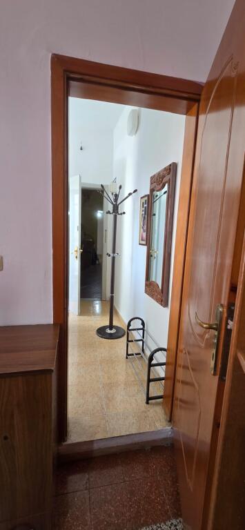Apartament 1+1 me qera 380 eu Stadiumi Dinamo