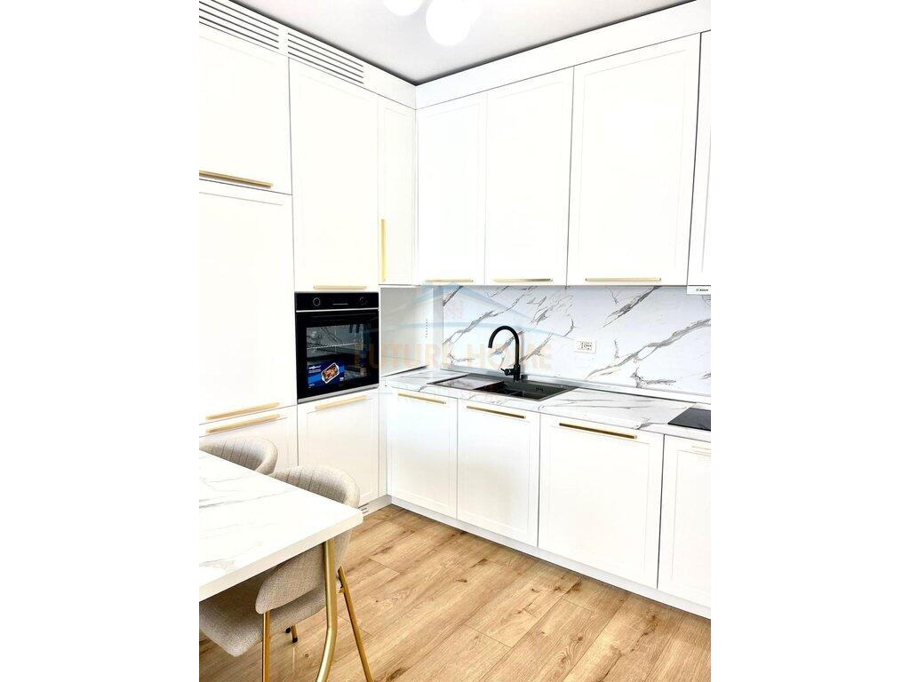 Rent, Apartment 1+1+Veranda, Unaza e Re.