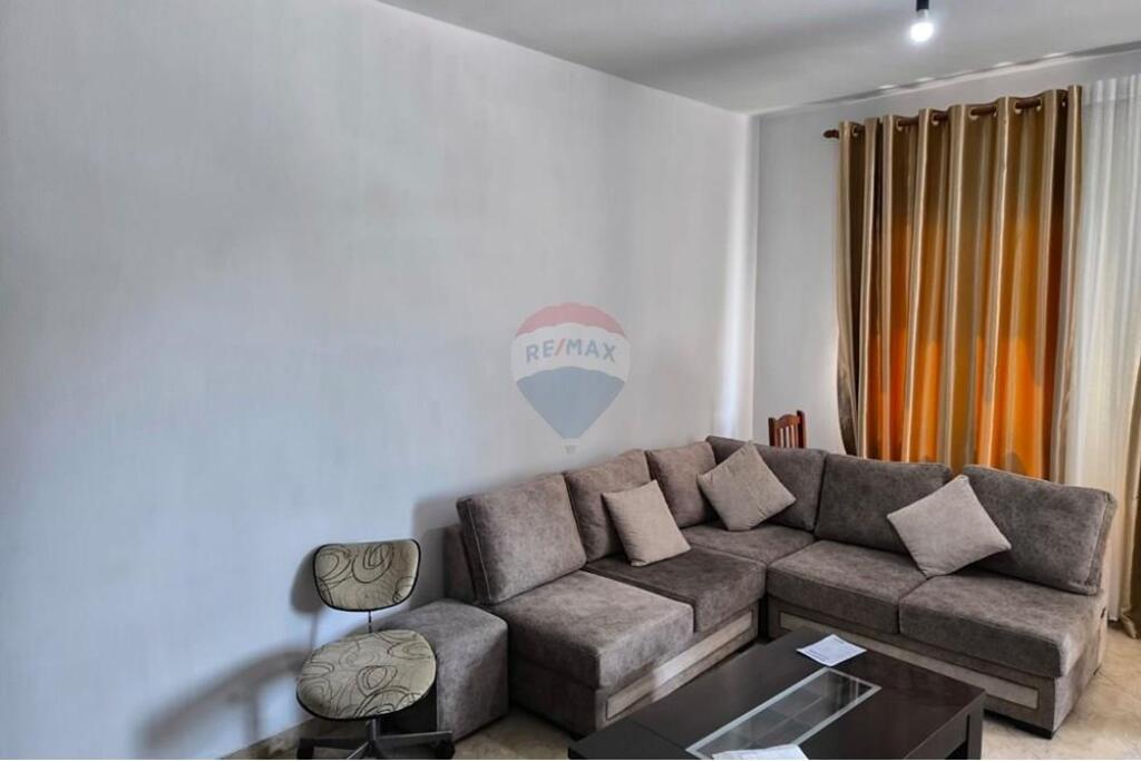 Apartment 1+1 for rent in Misto Mame !