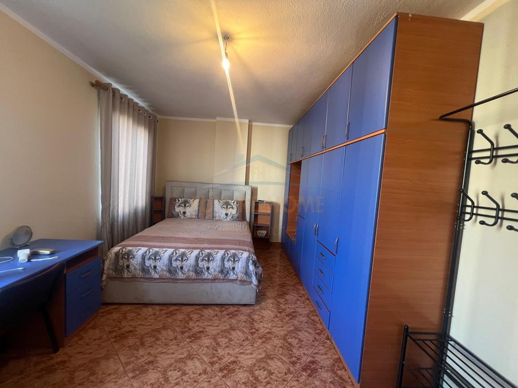 Affitto, Appartamento 2+1, Palazzo con Freccia, Tirana
