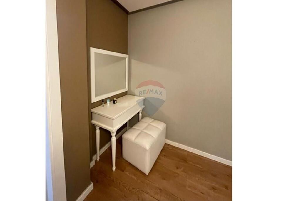 Apartment 2+1+2, Complex Contact 21 December