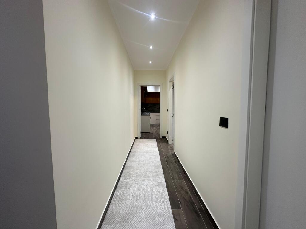 APARTAMENT 1+1 Me PARKIMI | Ne Shitje | Teg