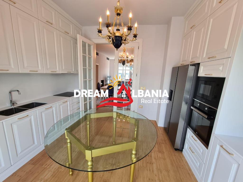 Luxury 3+1 apartment at “Joy Rezidenc” near TEG in Tirana (4231278)