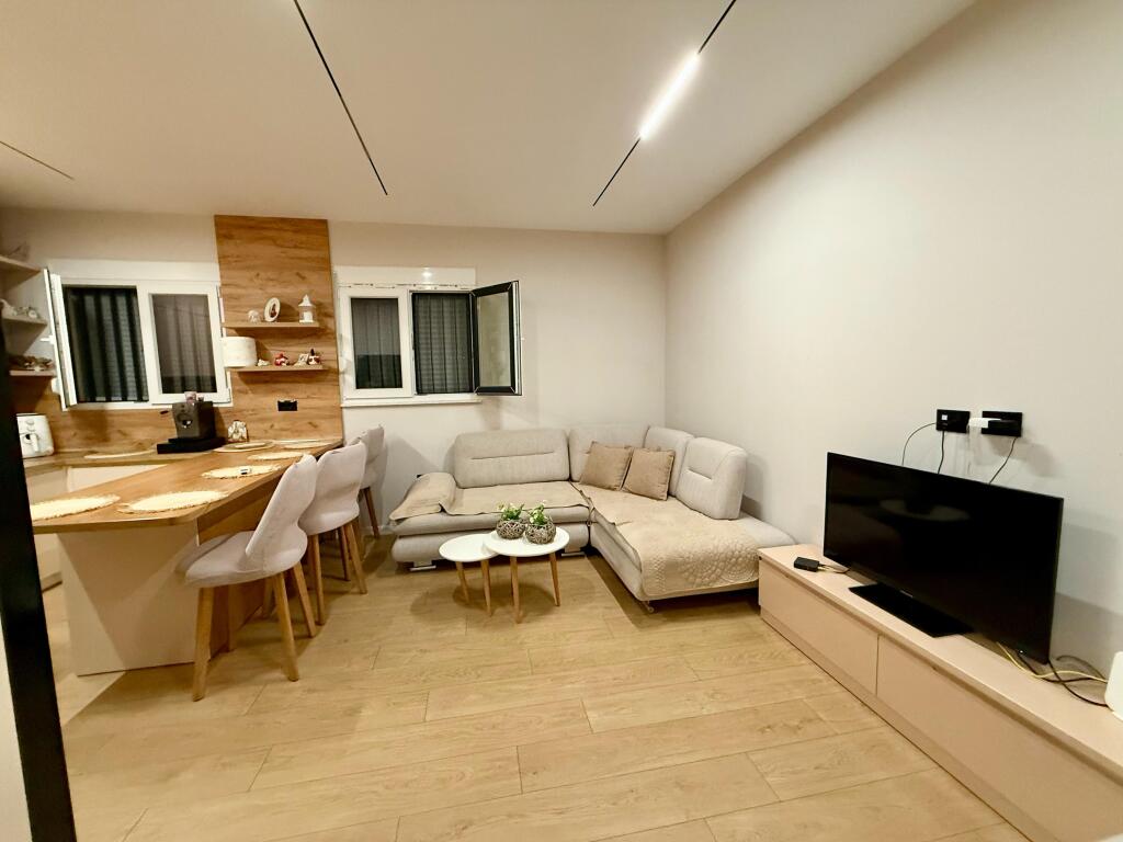 APPARTAMENTO 2+1 IN VENDITA, VIA DIBRËS