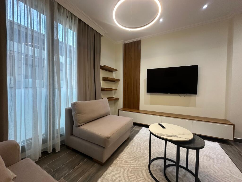 APARTAMENT 1+1 Me PARKIMI | Ne Shitje | Teg