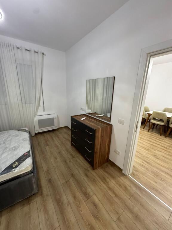 Apartament me qera 2+1+2+post parkimi