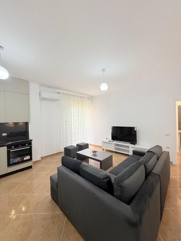 🏡 Affittasi – Lungomare, Vlorë