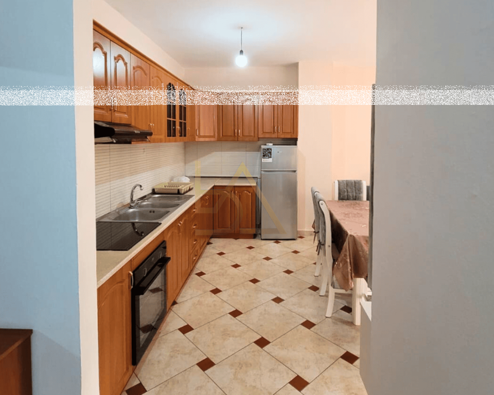Appartamento in Affitto – Quartiere N. 13, Durazzo