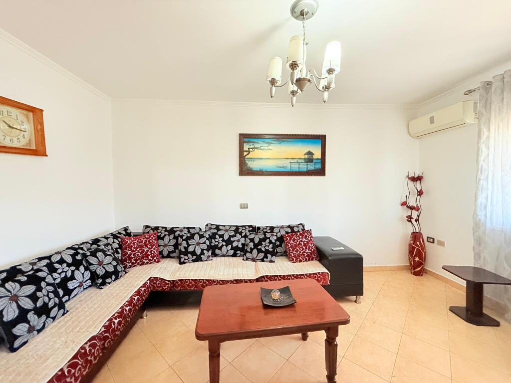 2+1 Apartment for Rent – Building with Arrow