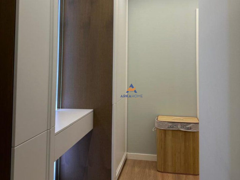 SHITET APARTAMENT 1+1+BALLKON "5 MAJI" 160.000 EURO