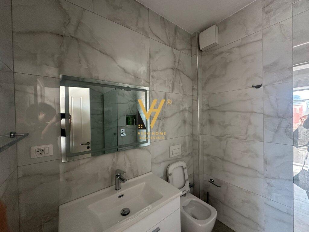 OFFICE 180 M2 FOR RENT AT WILLSON SQUARE 2,000 EURO