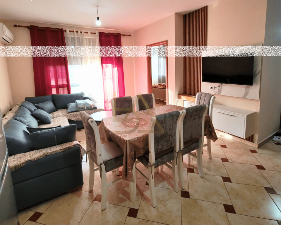 Appartamento in Affitto – Quartiere N. 13, Durazzo
