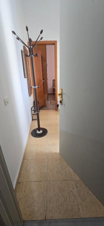 Apartament 1+1 me qera 380 eu Stadiumi Dinamo