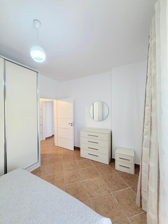 🏡 Affittasi – Lungomare, Vlorë