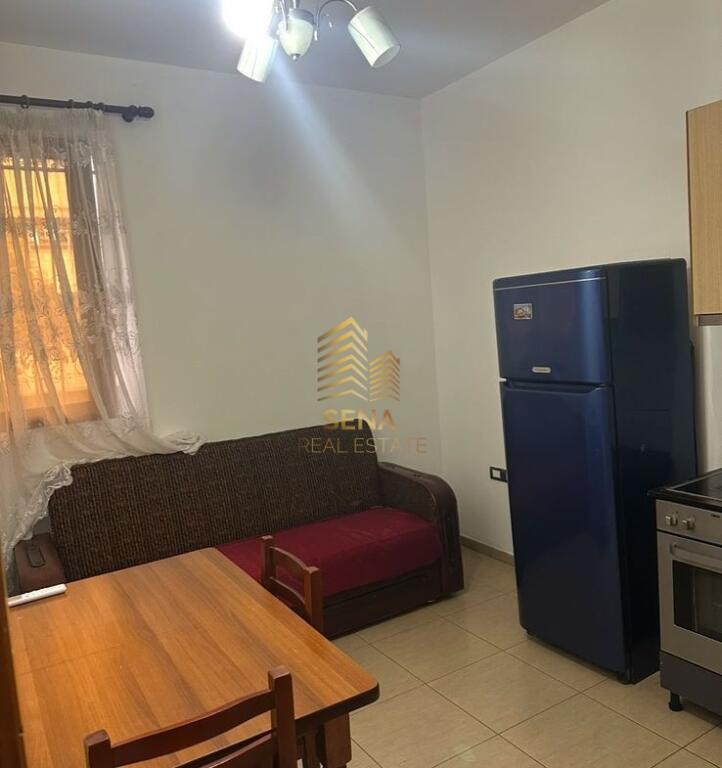 Affitto, Ingresso Privato 1+1, Alla fine del Nuovo Viale – Sottostazione Elettrica, 320 ALL/mese