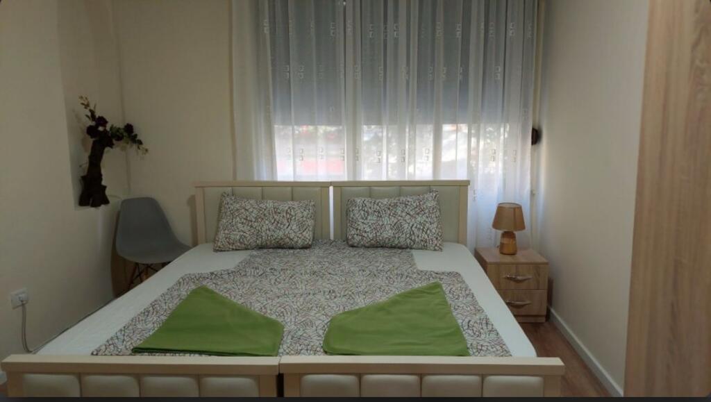 📍 Myslym Shyri (near Police Directorate)   🏠 Apartment 1+1 for rent   💶 Price: 600€/month   