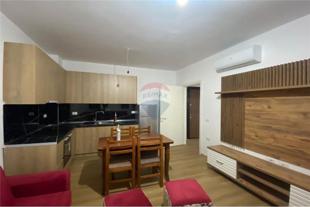 2+1 apartment for rent near the former aviation field.