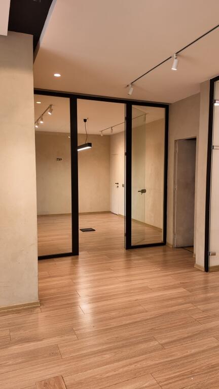 Office for rent in Bllok