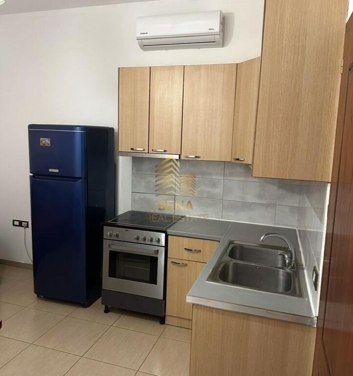 Affitto, Ingresso Privato 1+1, Alla fine del Nuovo Viale – Sottostazione Elettrica, 320 ALL/mese