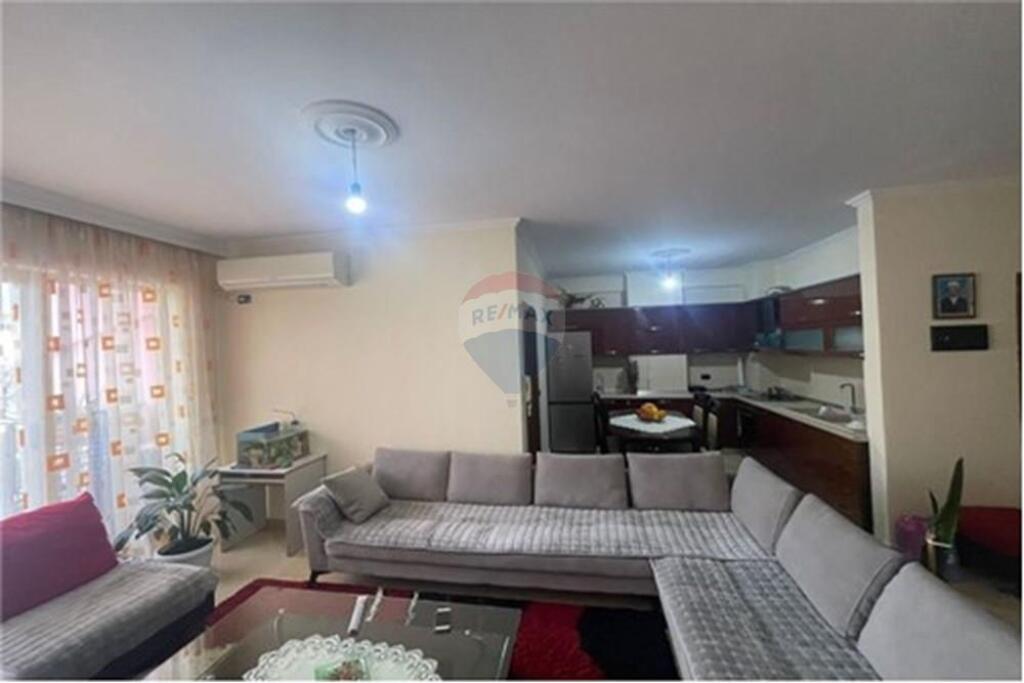 SHITET APARTAMENT 2+1 NE ASTIR