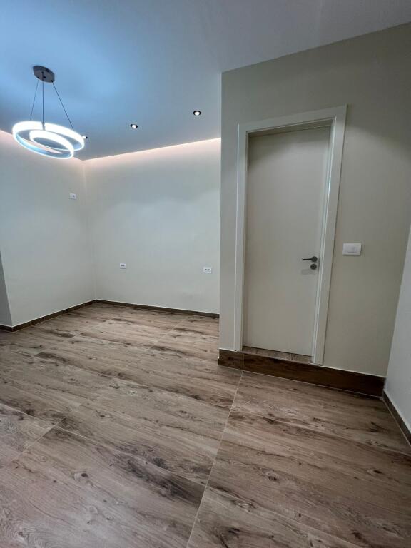 Office for rent in Tirana