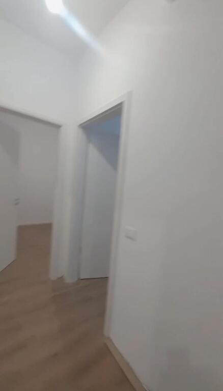 Appartamento 2+1+2 con Balcone In Vendita A Ali Dem